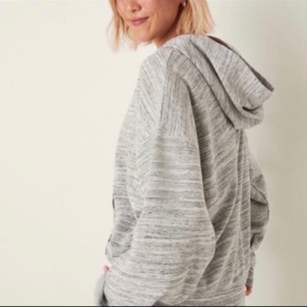 PINK VS CAMPUS PULLOVER - Picture 2 of 5